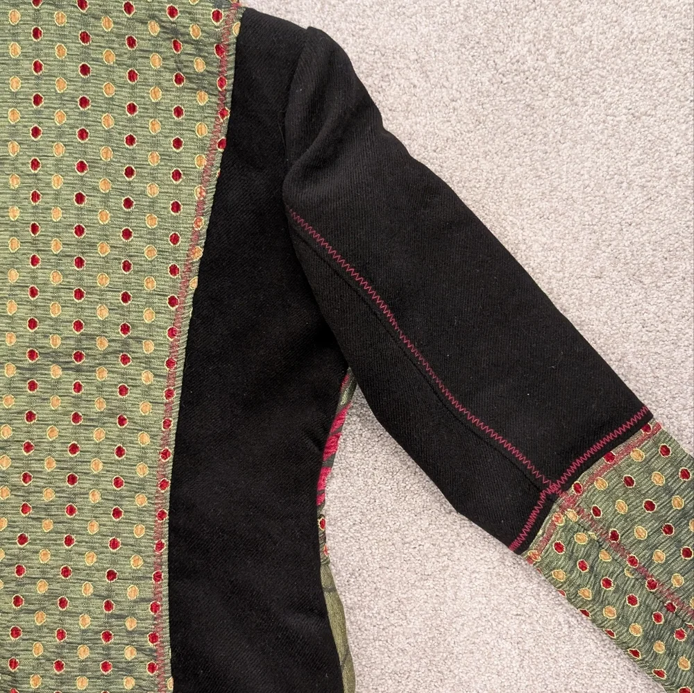 GUC Neslay Paris Women Sz S Jacquard Long Blazer Jacket Black Green Floral Fairy - Picture 10 of 11